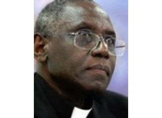 Il cardinal Sarah lancia la sfida
del silenzio
